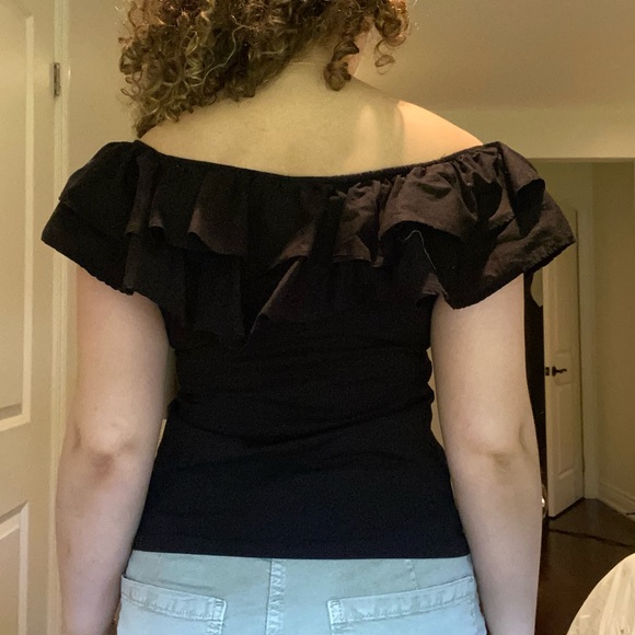 H&M Black Off the Shoulder Top - Picture 3 of 3